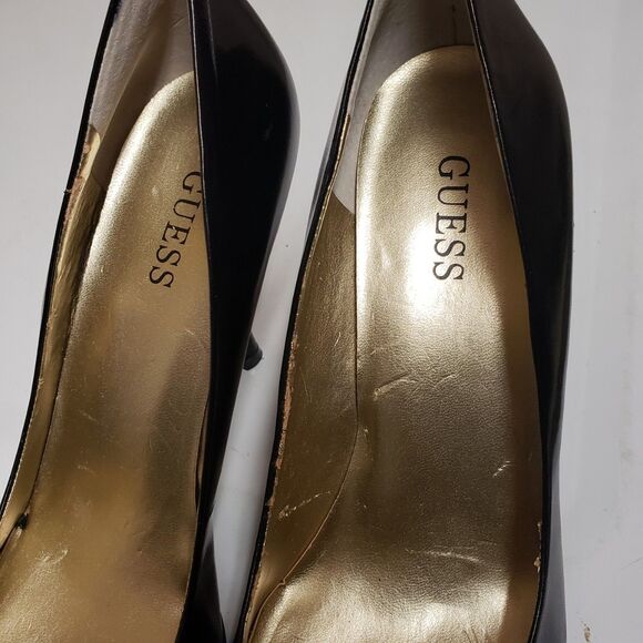 Guess Women’s Black Patent Leather Pointed Toe Stiletto Heels Size 9M PO Excel - Picture 9 of 11